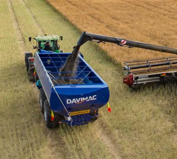 Davimac Chaser Bin being field by combine harvester Australia